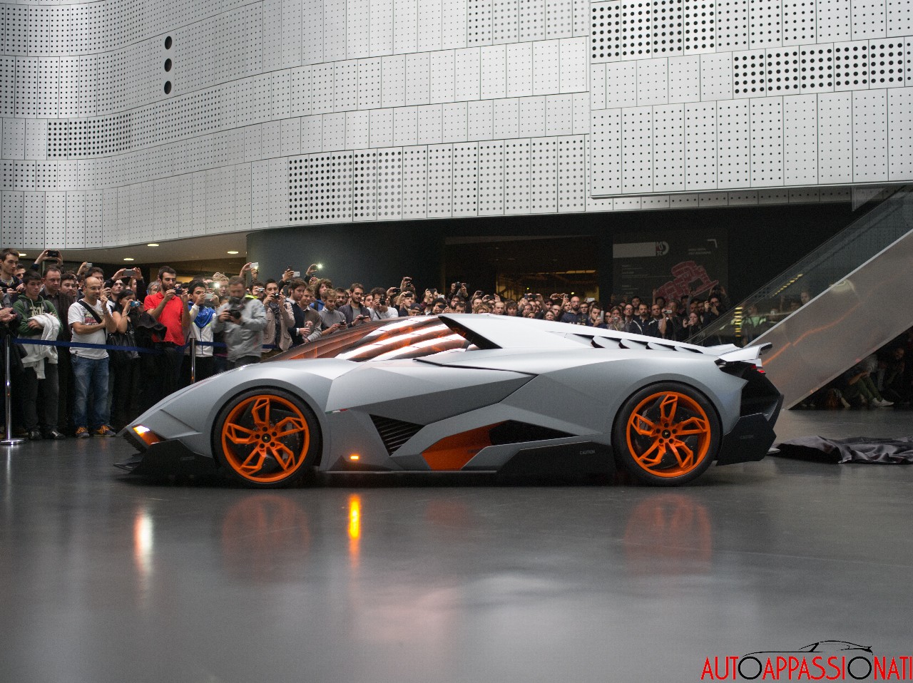 Lamborghini egoista характеристики